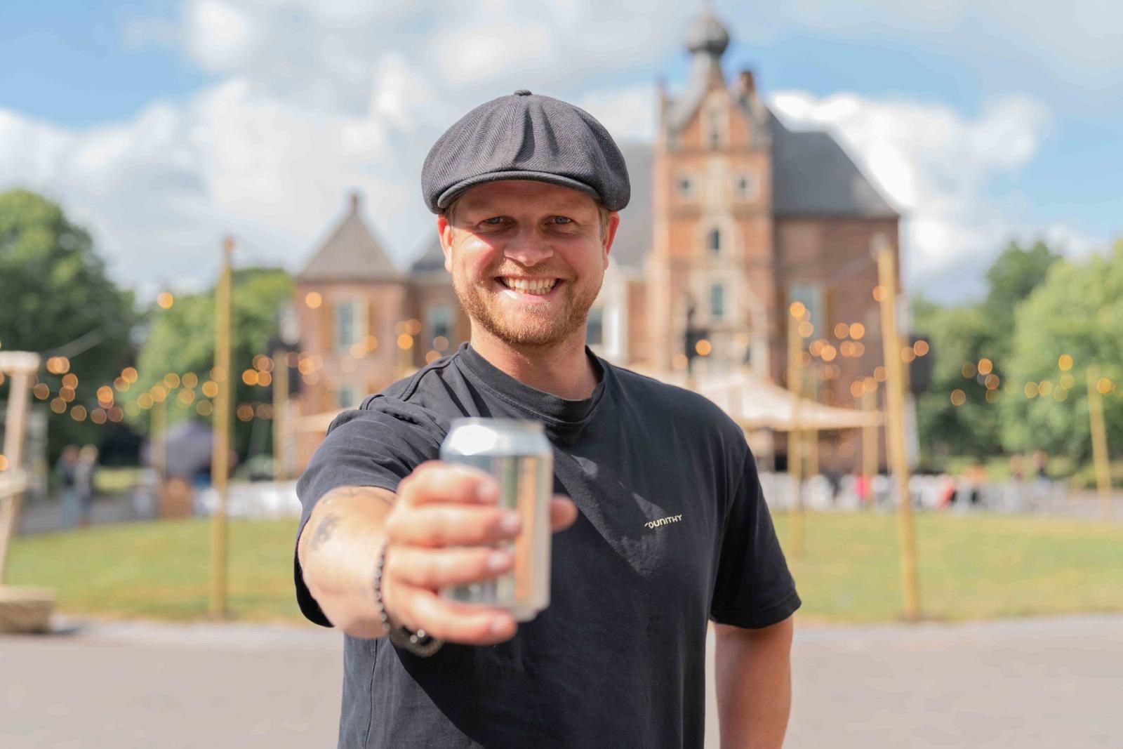 LET’S MEET… HET PALEISJE
